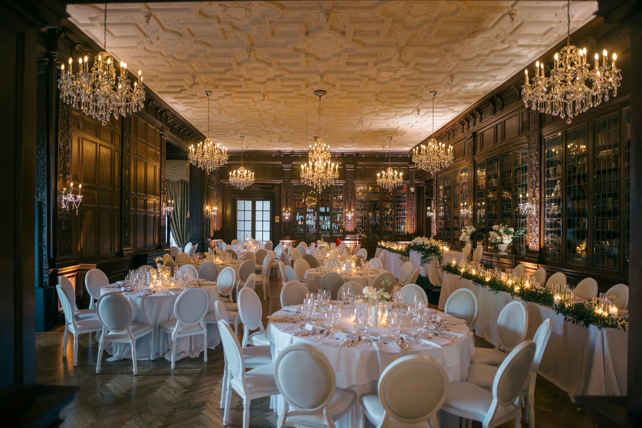 Elegant event reception by Lovely Moments Planning