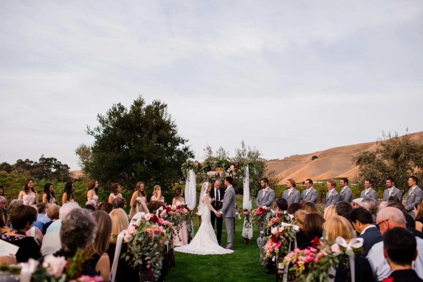 Outdoor wedding ceremony at Wente Vineyards in Livermore
